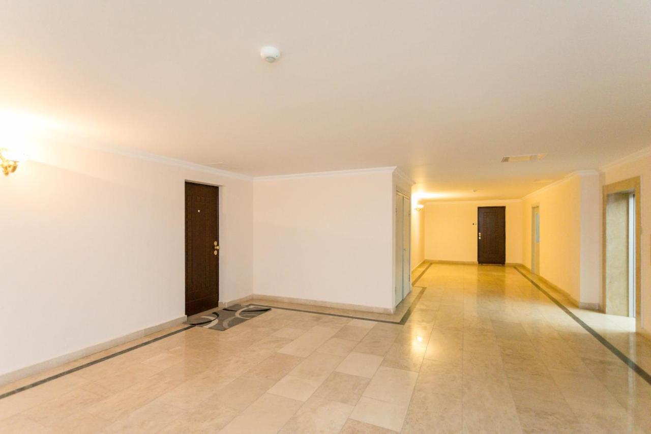 Central Cozy 3Bd-2Bath Apartment Tbilisi Luaran gambar