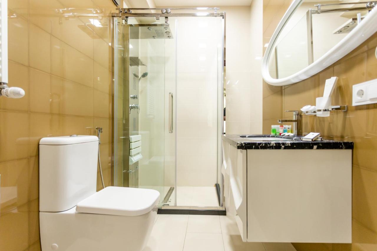 Central Cozy 3Bd-2Bath Apartment Tbilisi Luaran gambar