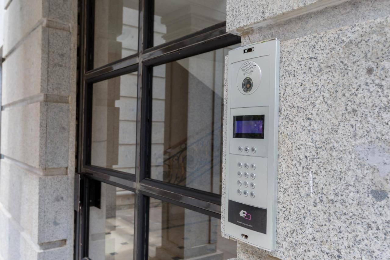 Central Cozy 3Bd-2Bath Apartment Tbilisi Luaran gambar