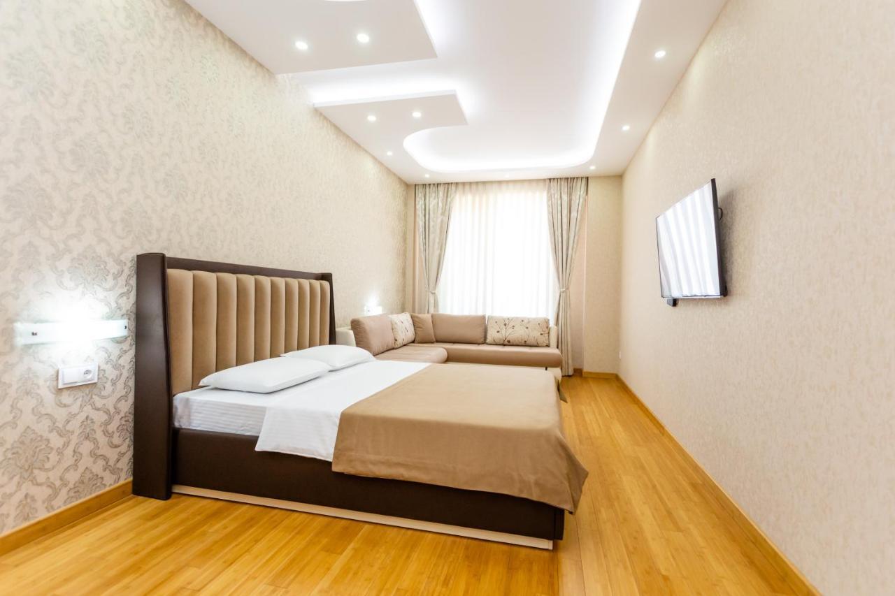 Central Cozy 3Bd-2Bath Apartment Tbilisi Luaran gambar